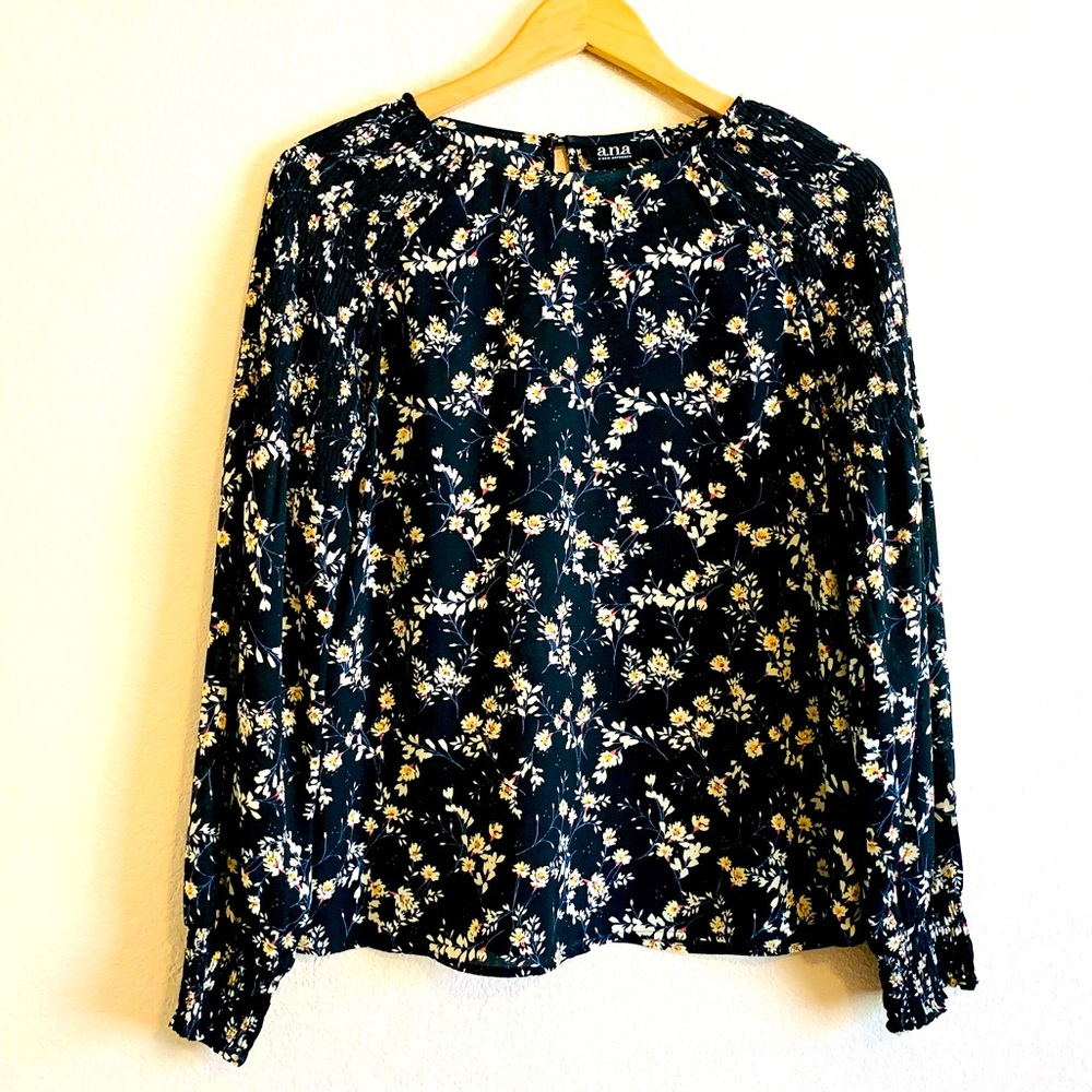 a.n.a Long Sleeved Blouse Smocked Shoulders and Cuffs Feminine Black Floral